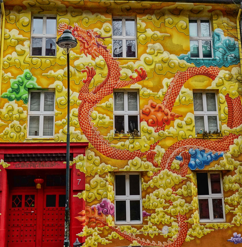 Düsseldorf street art Kiefernstrasse